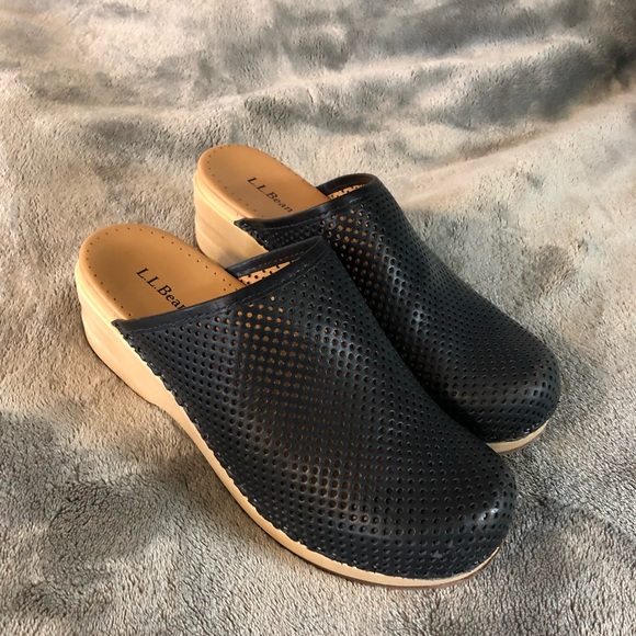 L.L. Bean Shoes - SOLD!! L.L. Bean Slip on Mules Black Clogs